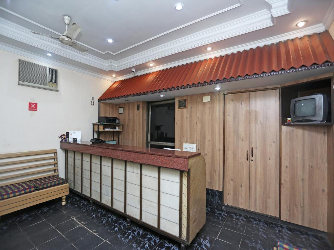 Oyo 9001 Hotel East West コルカタ エクステリア 写真